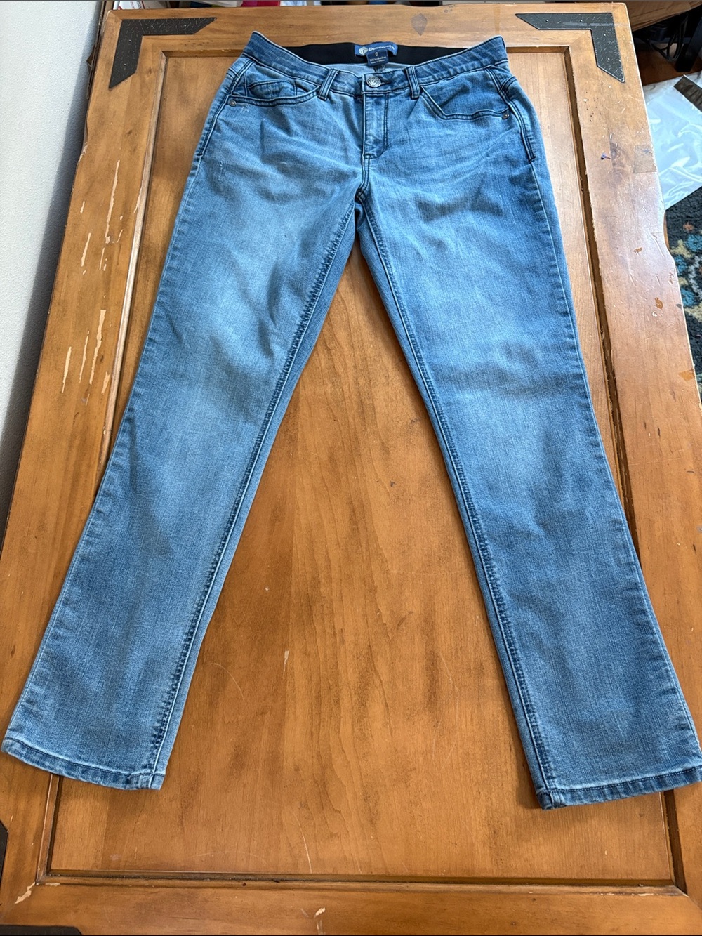 Democracy AbSolution Women's Medium Blue Straight Leg Jeans Size 6
